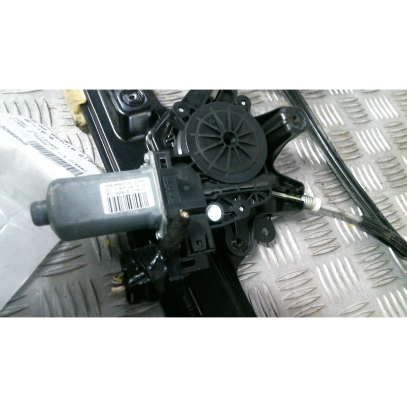 Leve vitre electrique avant droit FORD C-MAX 2 Photo n°1