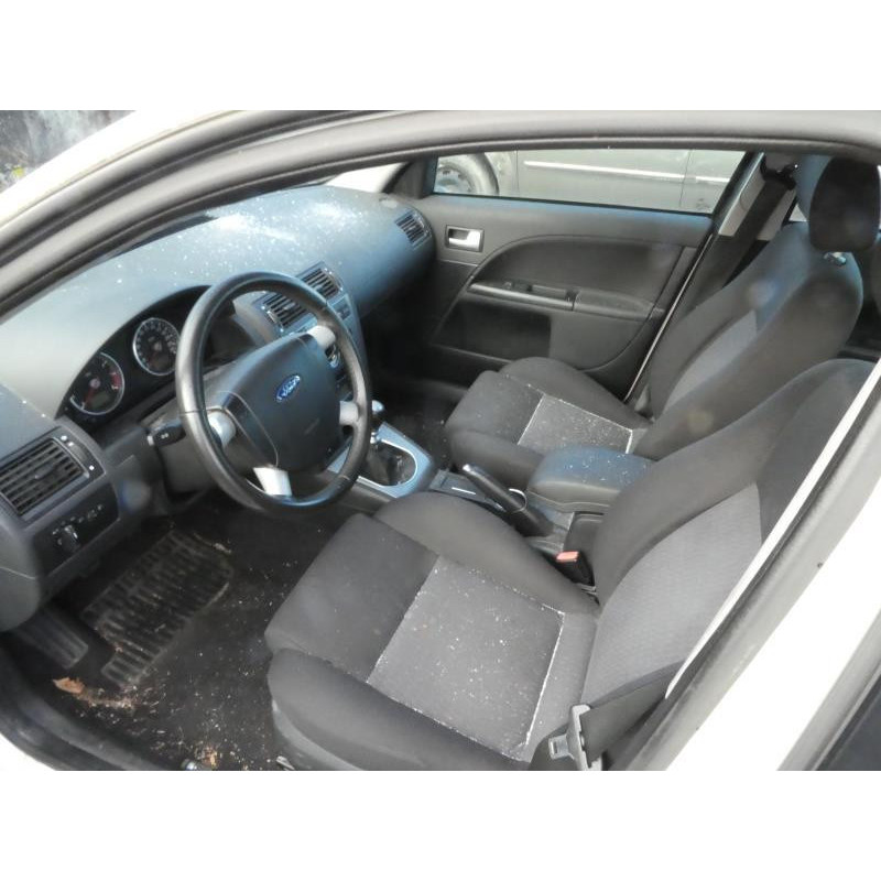 Malle/Hayon arriere FORD MONDEO 2 Photo n°8