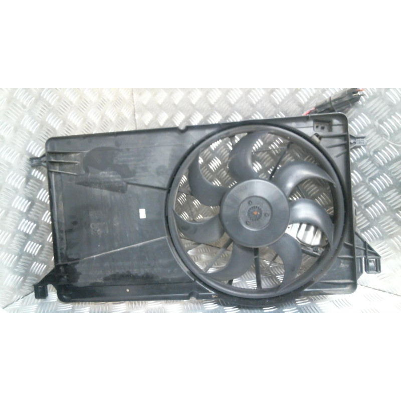Moto ventilateur radiateur VOLVO C 30 Photo n°3