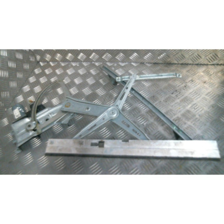 Leve vitre electrique avant droit OPEL ZAFIRA B Photo n°1