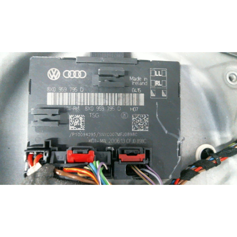 Leve vitre electrique arriere gauche SKODA SUPERB 2 Photo n°2