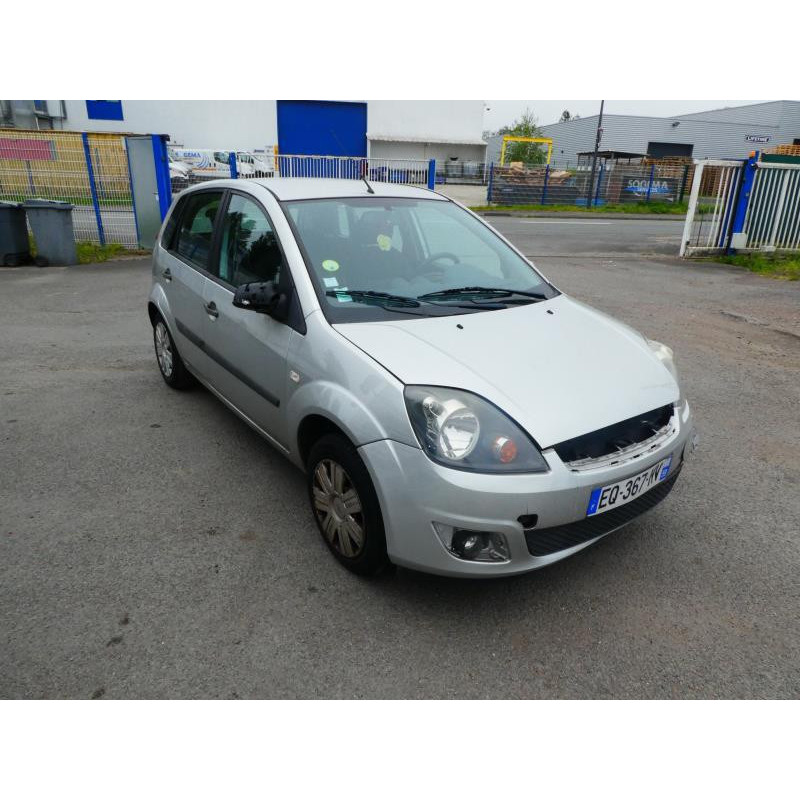Alternateur FORD FIESTA 5 Photo n°3