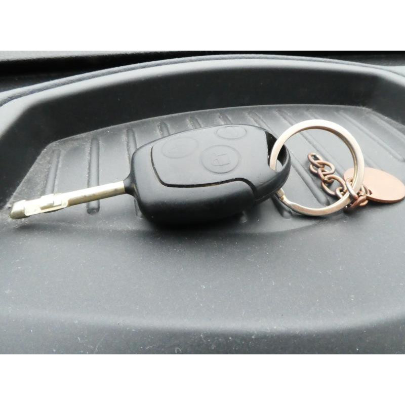 Alternateur FORD FIESTA 5 Photo n°4