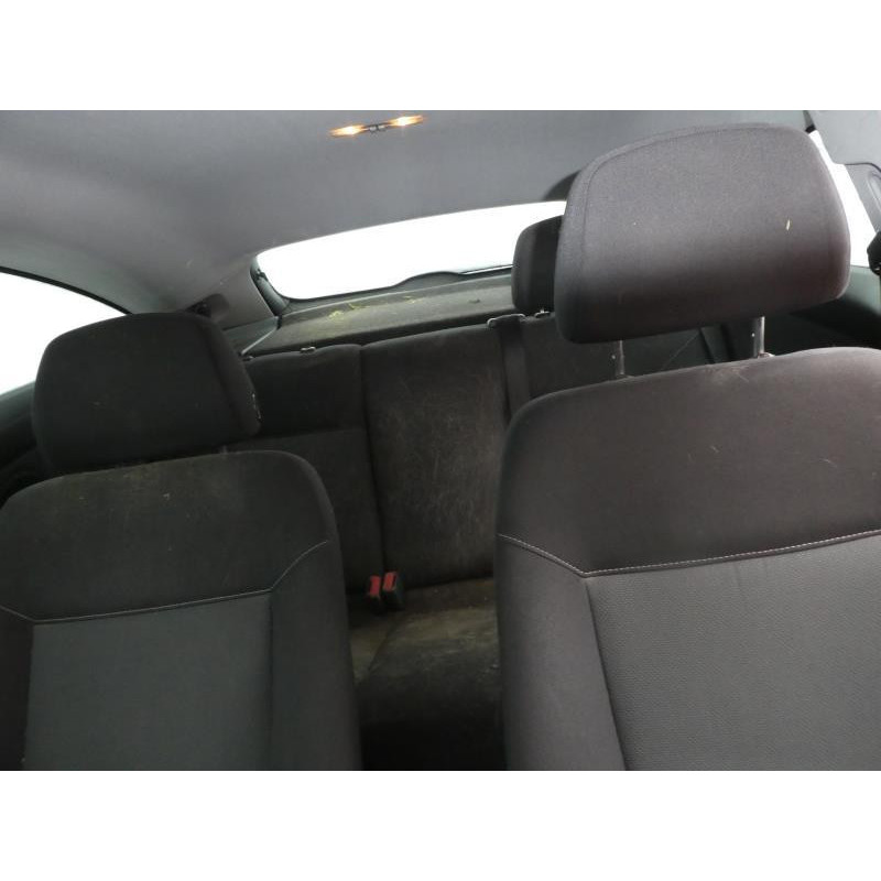 Porte avant droit OPEL ASTRA H Photo n°10