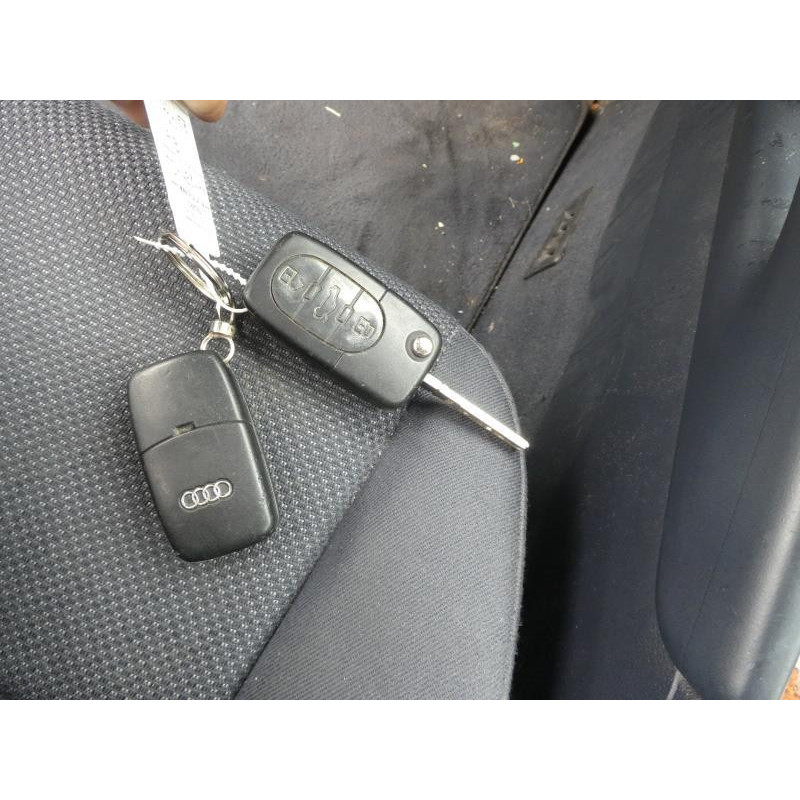 Retroviseur droit AUDI A3 2 Photo n°6