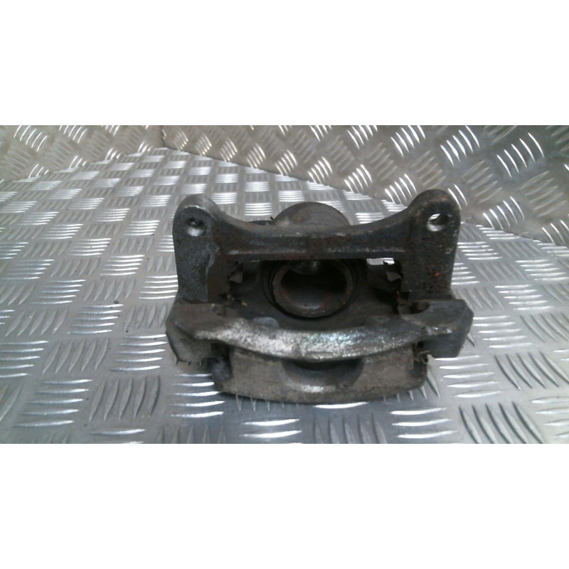 Etrier avant gauche (freinage) KIA PICANTO 2 Photo n°3