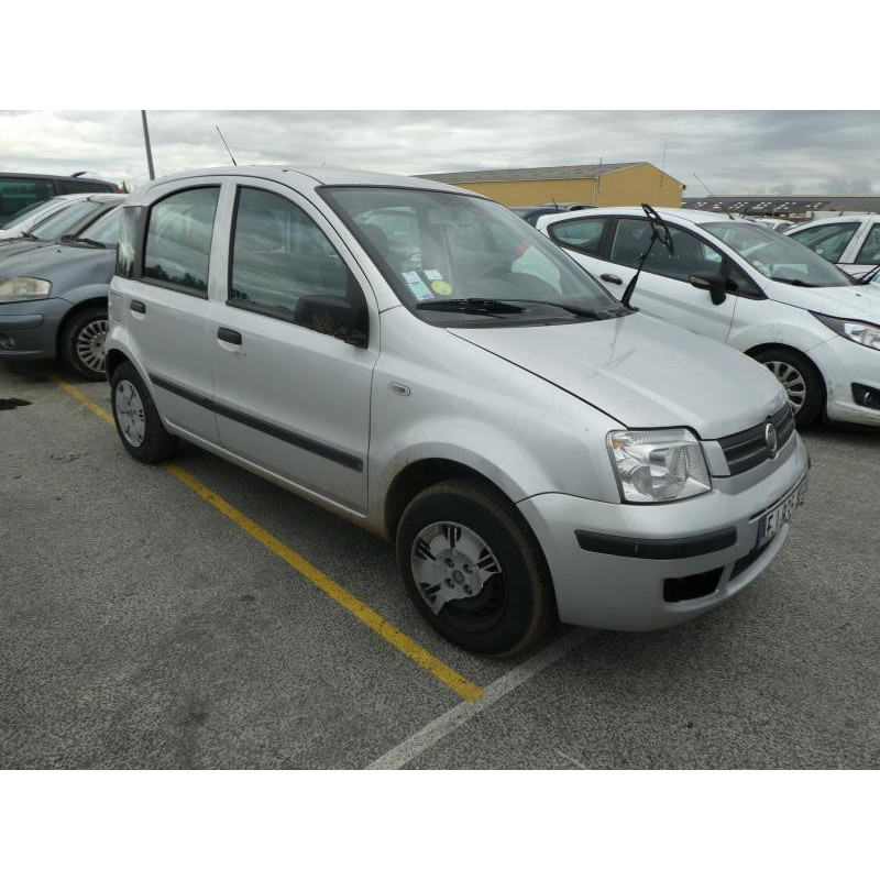 Calandre FIAT PANDA 2 Photo n°8