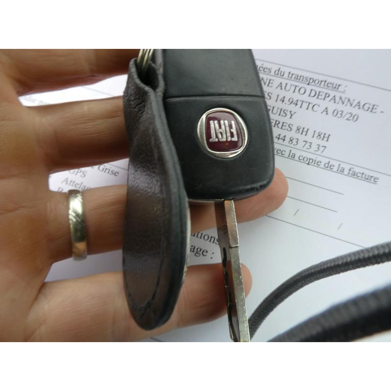 Calandre FIAT PANDA 2 Photo n°10