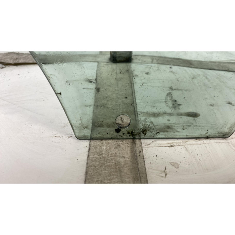 Vitre arriere gauche RENAULT CLIO 2 Photo n°5