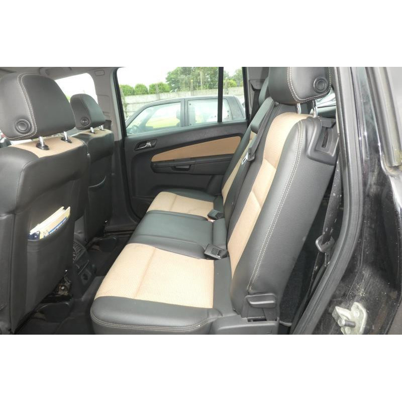 Eclairage de plafonnier OPEL ZAFIRA B Photo n°9