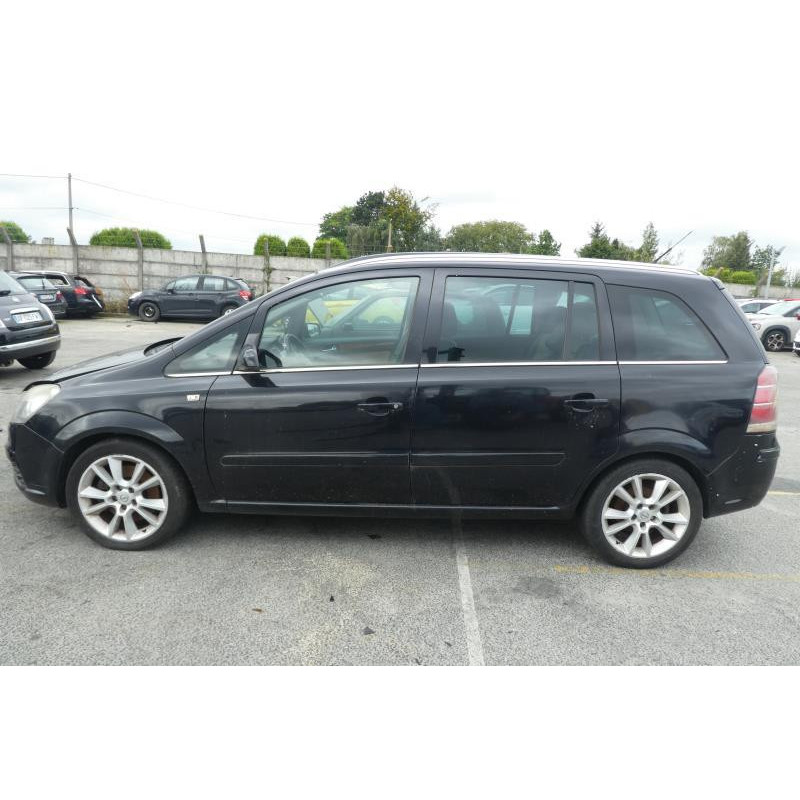 Eclairage de plafonnier OPEL ZAFIRA B Photo n°11