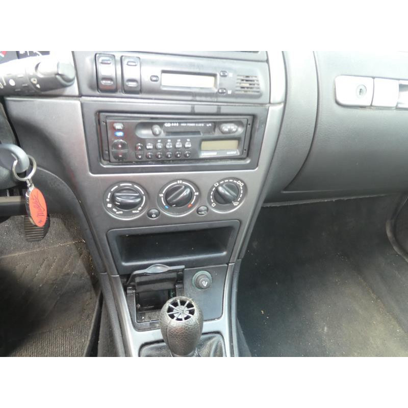 Leve vitre electrique avant gauche CITROEN XSARA Photo n°3