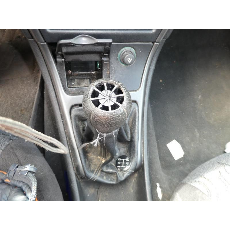 Leve vitre electrique avant gauche CITROEN XSARA Photo n°9