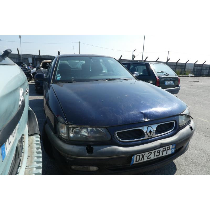Etrier avant gauche (freinage) RENAULT SAFRANE Photo n°3