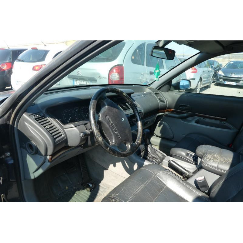 Etrier avant gauche (freinage) RENAULT SAFRANE Photo n°6