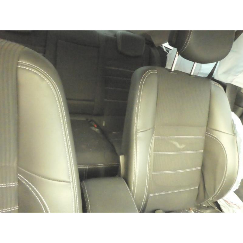 Poignee interieur avant droit RENAULT LAGUNA 3 Photo n°9