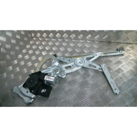 Leve vitre electrique arriere droit RENAULT SCENIC 3 Photo n°1