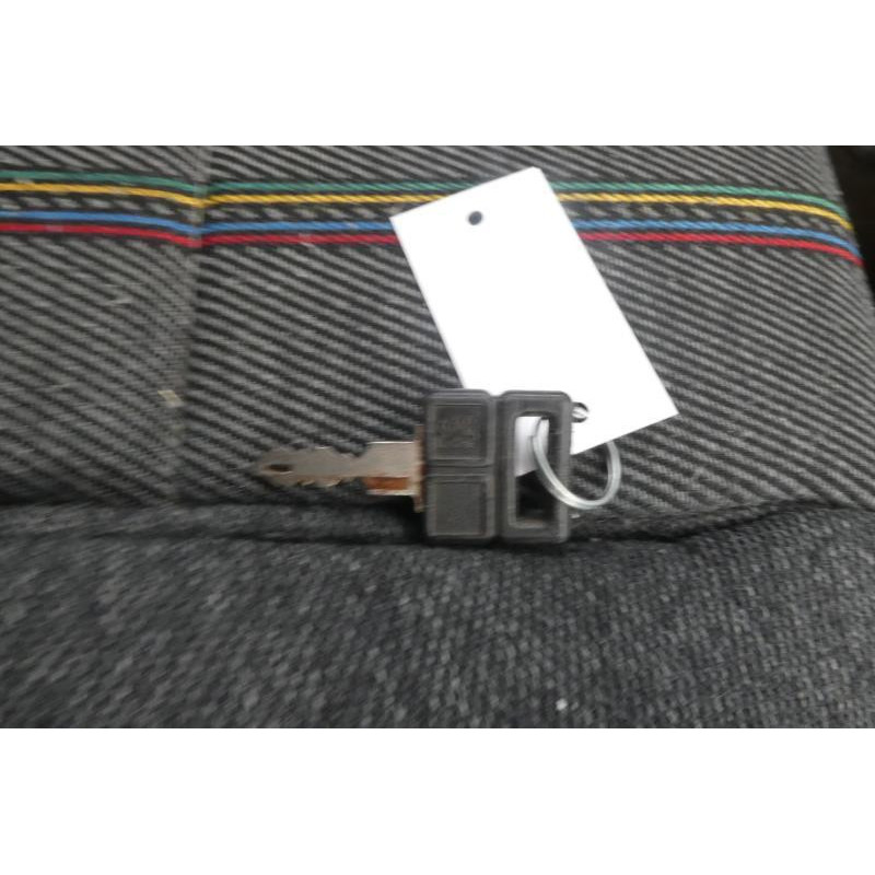 Porte avant droit PEUGEOT 309 Photo n°8