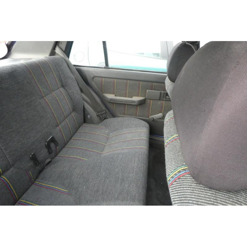 Porte avant droit PEUGEOT 309 Photo n°13