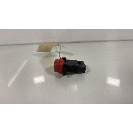 Bouton de warning HONDA CIVIC 7 Photo n°1