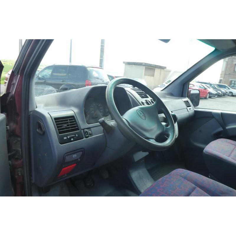 Capot MERCEDES VITO 638 Photo n°9