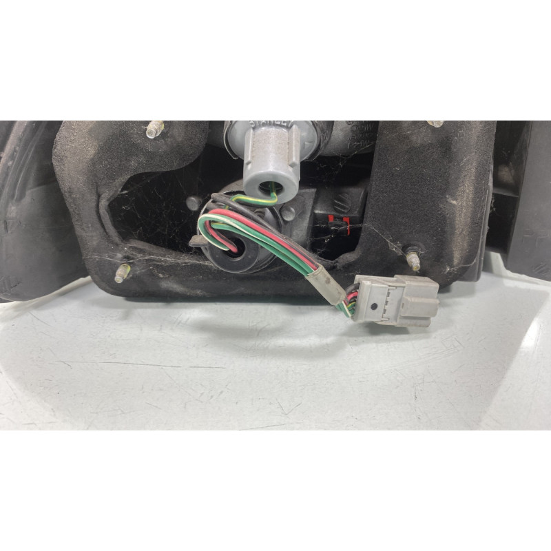 Feu arriere principal droit (feux) HONDA CIVIC 5 Photo n°3