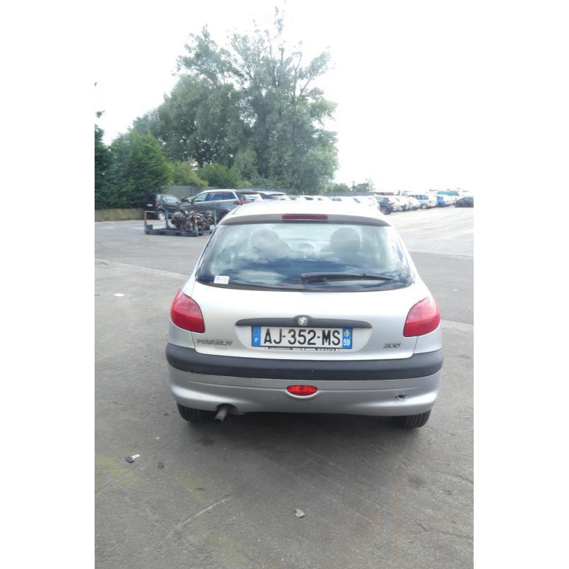 Poignee porte arriere gauche PEUGEOT 206 Photo n°17