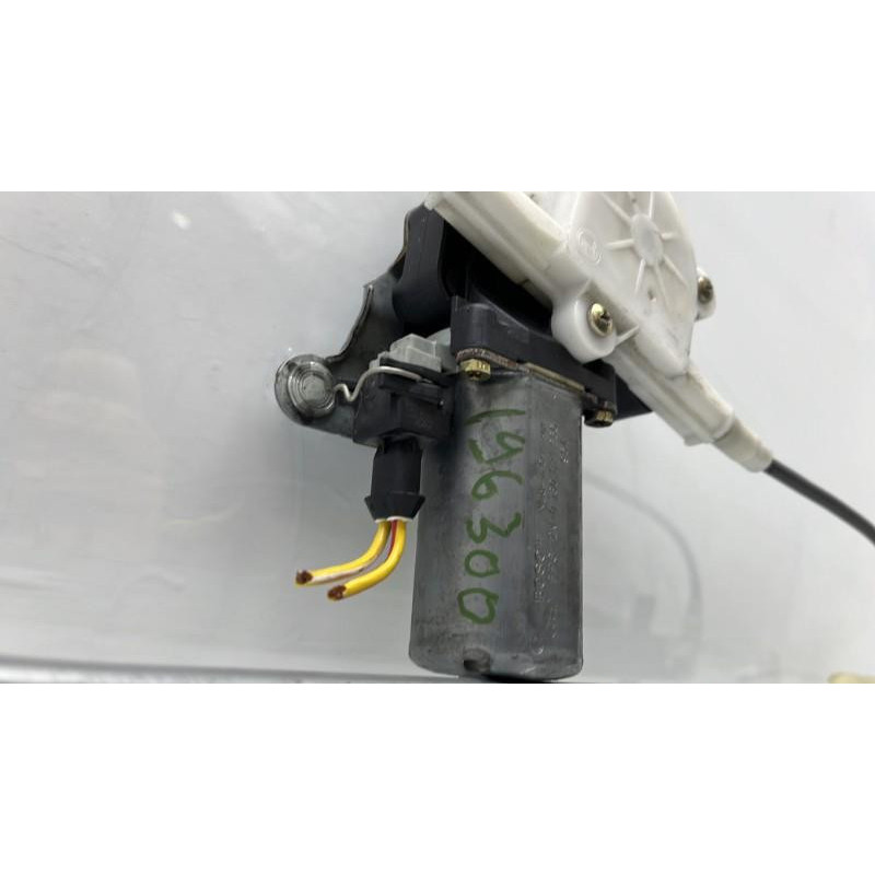 Leve vitre electrique avant droit MERCEDES VITO 639 Photo n°6