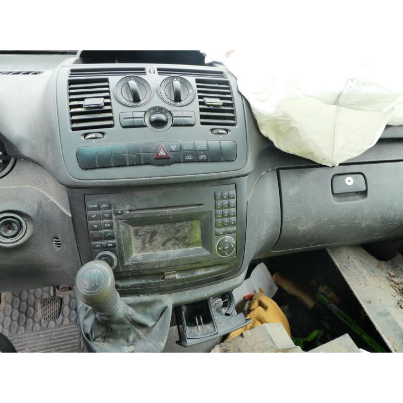 Leve vitre electrique avant droit MERCEDES VITO 639 Photo n°7