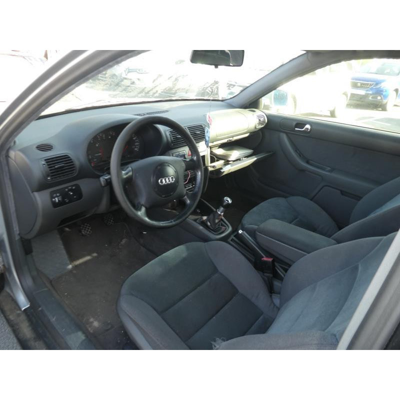 Pare soleil droit AUDI A3 1 Photo n°9