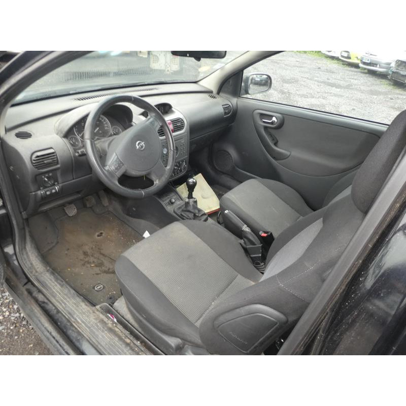 Leve vitre electrique avant gauche OPEL CORSA C Photo n°11