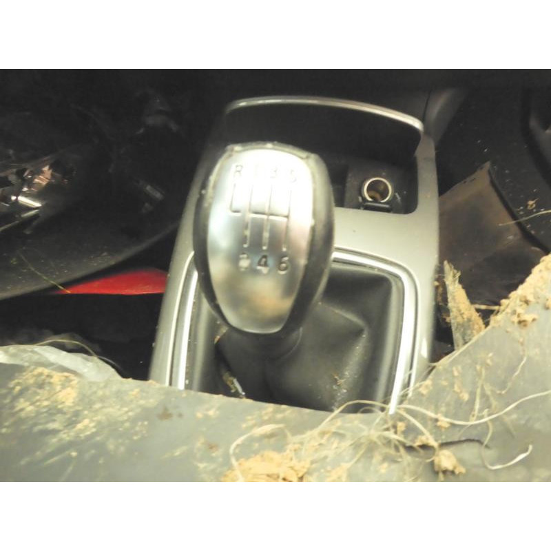 Malle/Hayon arriere RENAULT LAGUNA 3 Photo n°3
