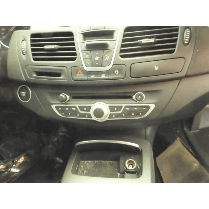 Malle/Hayon arriere RENAULT LAGUNA 3 Photo n°12