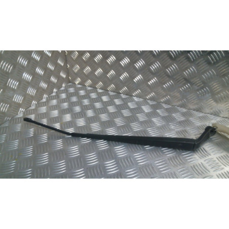Bras essuie glace avant droit TOYOTA AVENSIS 2 Photo n°1