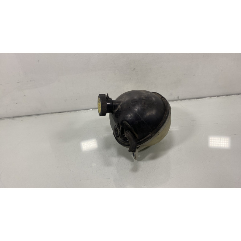 Vase d'expansion TOYOTA AVENSIS 2 Photo n°2