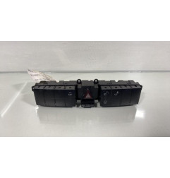 Bouton de warning MERCEDES CLASSE C 203