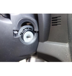 Serrure arriere droit OPEL AGILA B