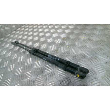 Verin de coffre OPEL AGILA B Photo n°1