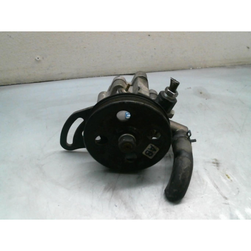 Pompe de direction CHEVROLET AVEO 1 Photo n°3