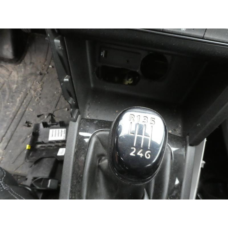 Pivot de moyeu avant gauche RENAULT MEGANE 4 Photo n°7