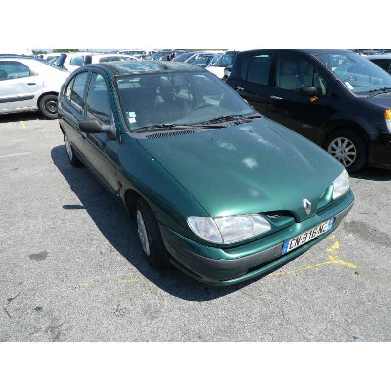 Moteur essuie glace arriere RENAULT MEGANE 1 Photo n°8