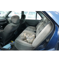 Serrure avant droit PEUGEOT 605