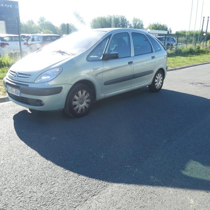 Poignee interieur avant droit CITROEN XSARA PICASSO Photo n°8