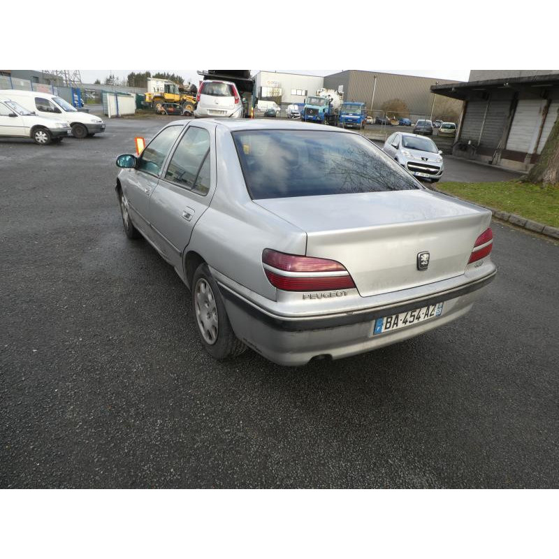 Poignee porte arriere droit PEUGEOT 406 Photo n°7