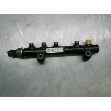 Rampe injection PEUGEOT 208 1 Photo n°1
