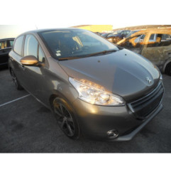 Rampe injection PEUGEOT 208 1