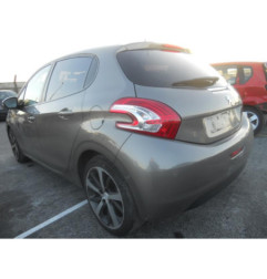 Rampe injection PEUGEOT 208 1