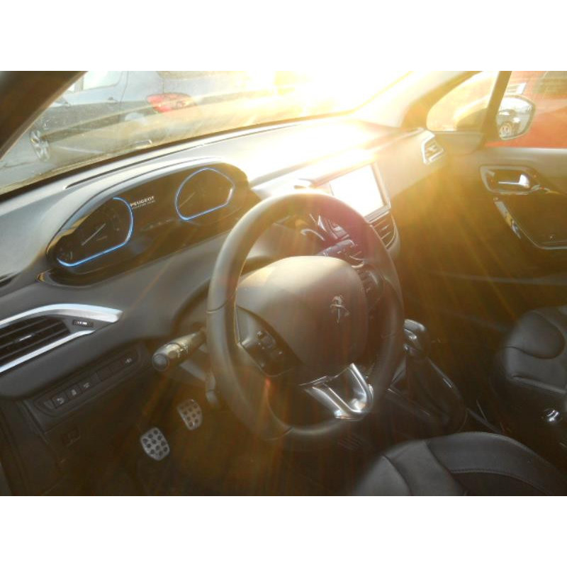 Rampe injection PEUGEOT 208 1 Photo n°10
