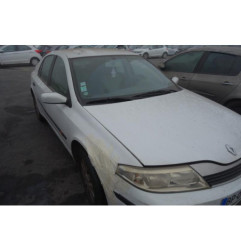 Calandre RENAULT LAGUNA 2