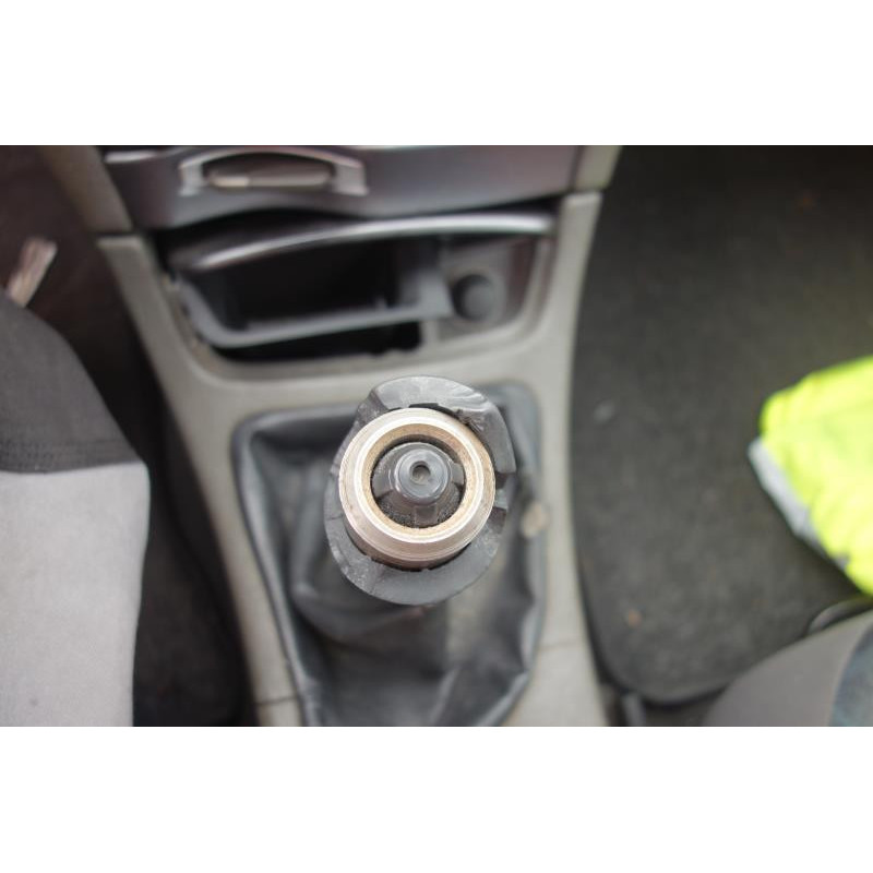Calandre RENAULT LAGUNA 2 Photo n°10